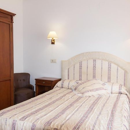 Hotel Avenida III Villadangos del Páramo Chambre photo